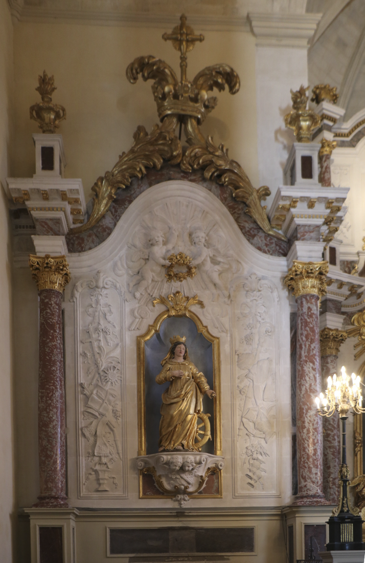 Barsac, retable majeur : sainte Catherine